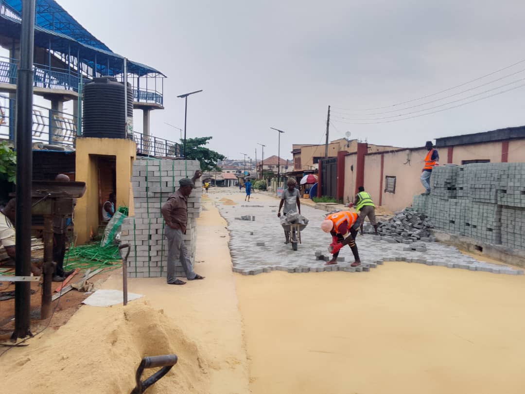 Construction of Road and Drainage at Arigidi and Sodiya Streets