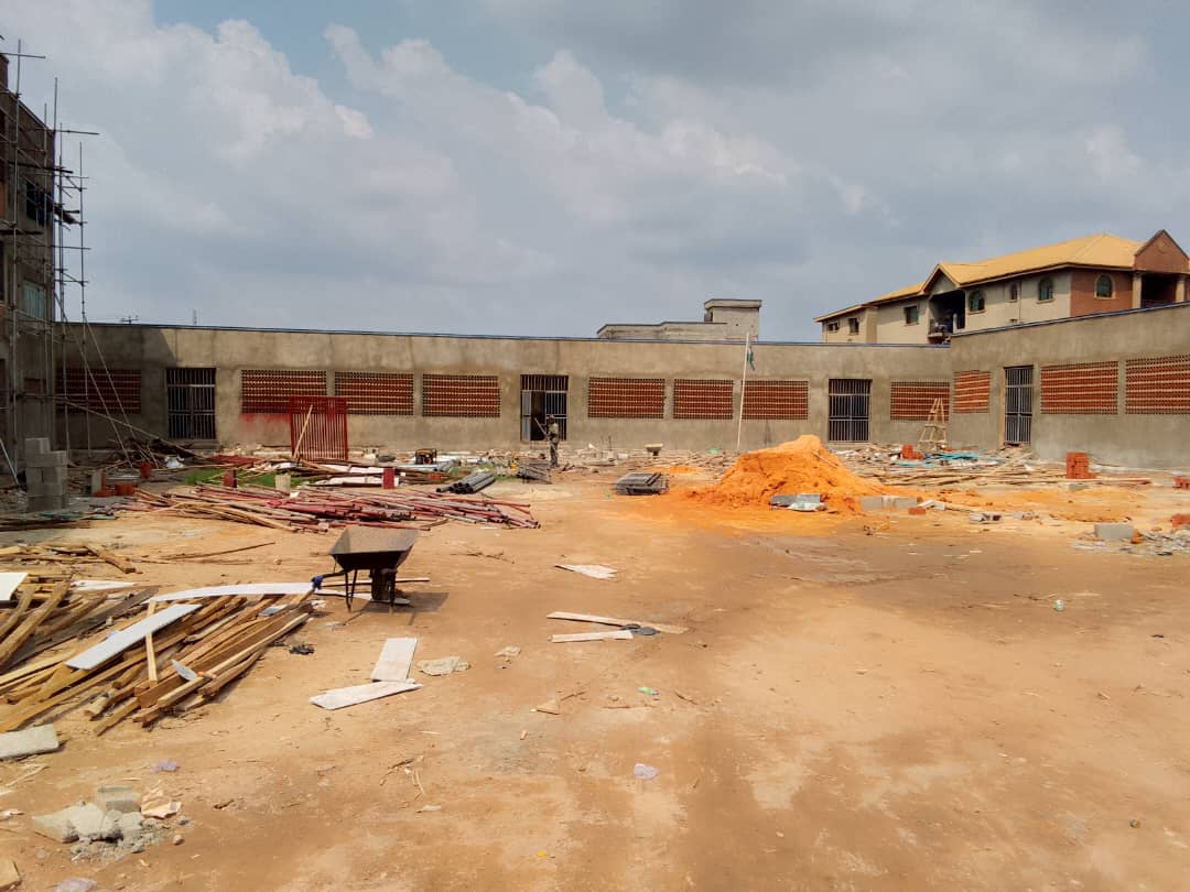 CONSTRUCTION AND RENOVATION OF PRIMARY SCHOOLS IN AGEGE LOCAL GOVERNMENT: