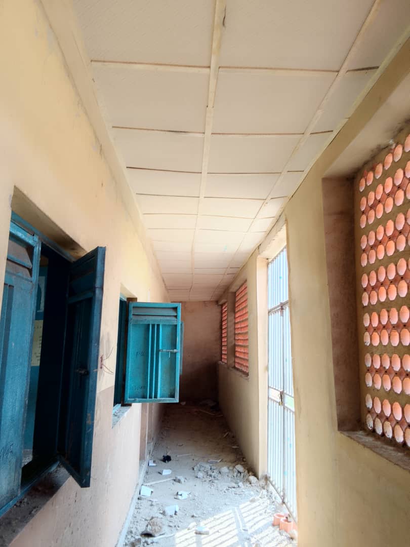 CONSTRUCTION AND RENOVATION OF PRIMARY SCHOOLS IN AGEGE LOCAL GOVERNMENT: