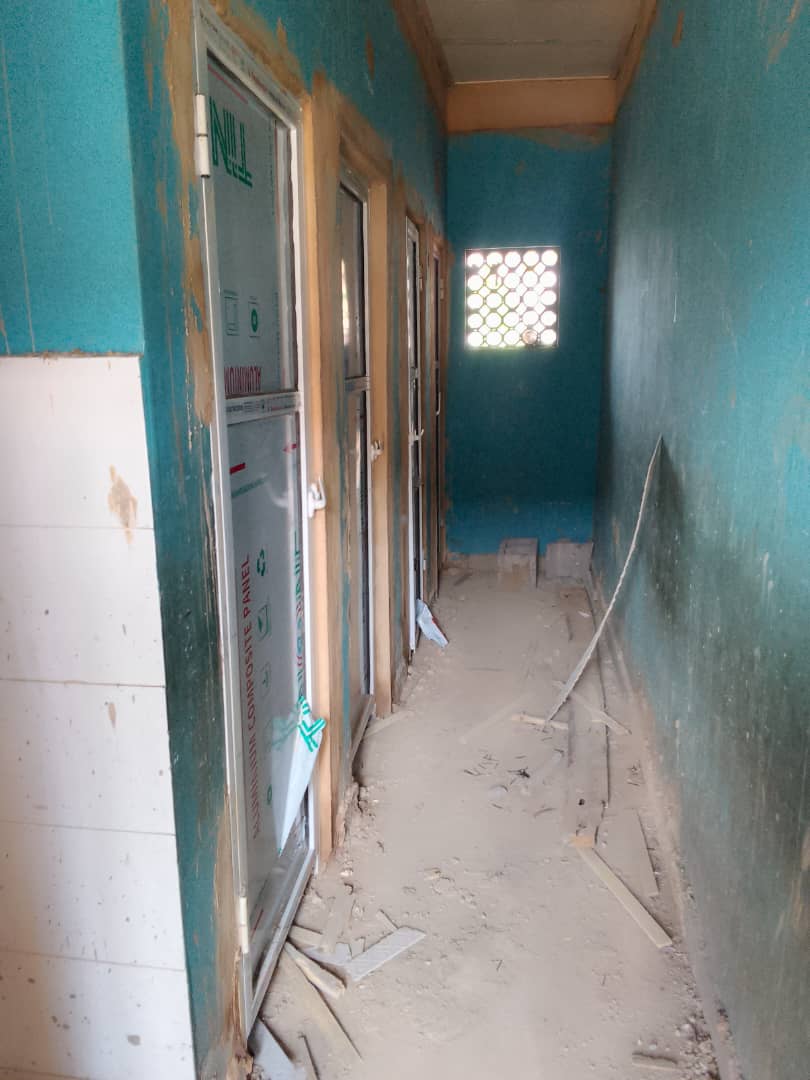 CONSTRUCTION AND RENOVATION OF PRIMARY SCHOOLS IN AGEGE LOCAL GOVERNMENT: