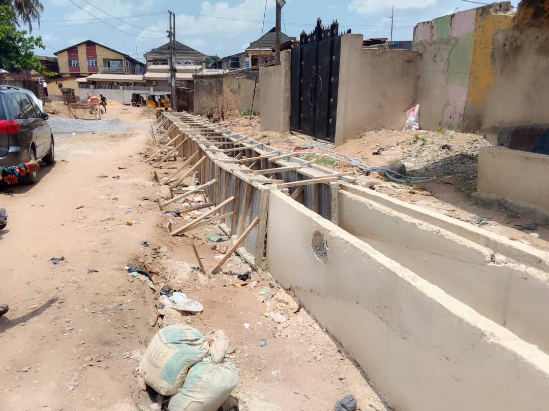 Construction of drainage and road at Elcana street, Agege