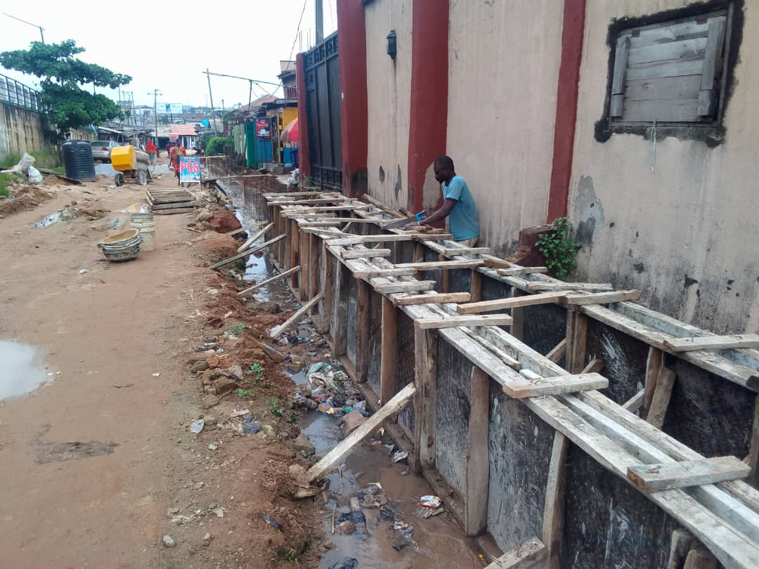 Construction of drainage and road at Elcana street, Agege