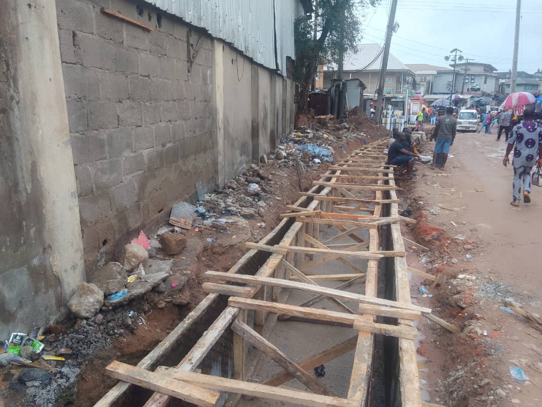 Construction of road and drainage at Ifelodun street, Agege