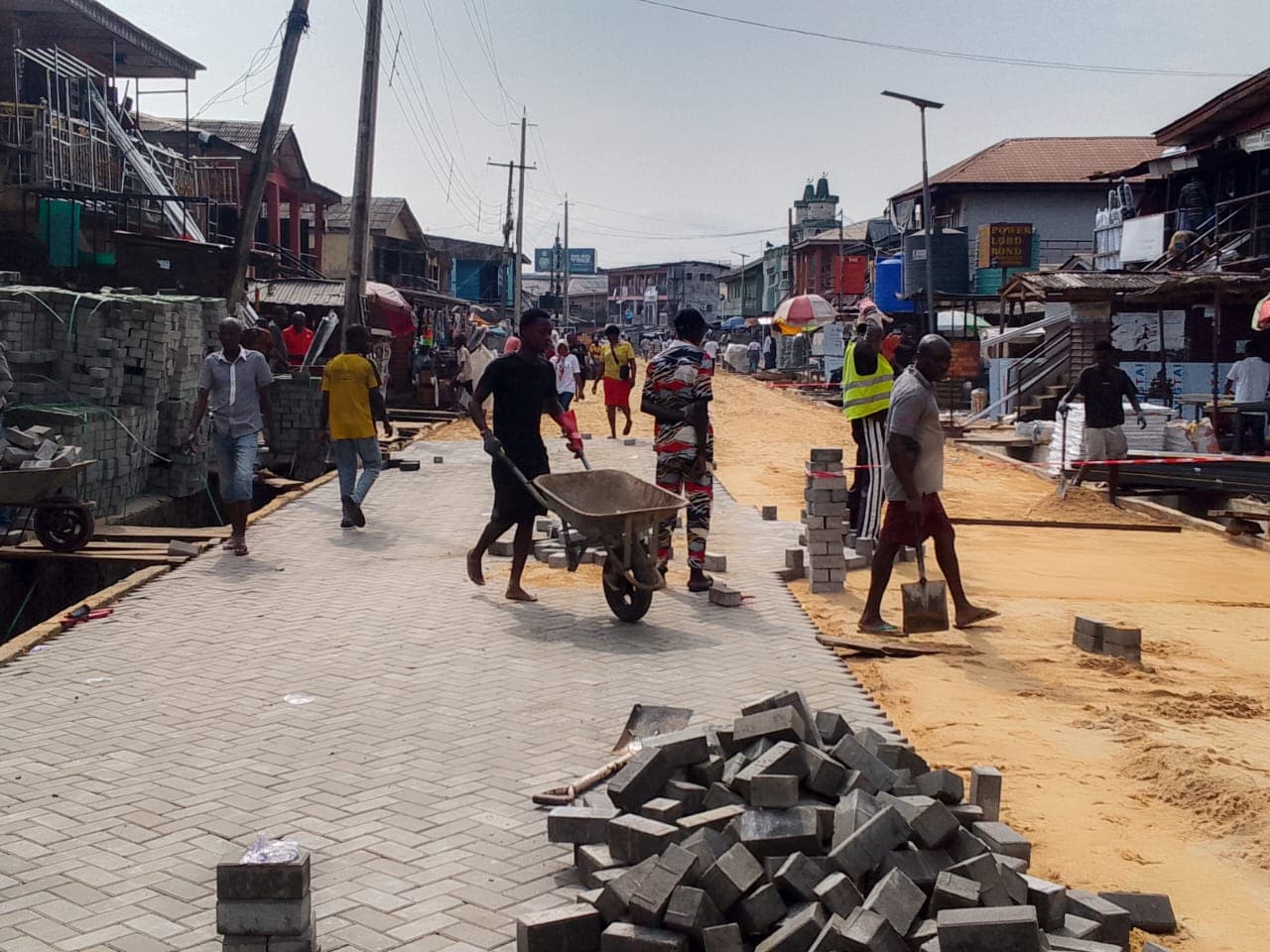 Construction of road and drainage at Ifelodun street, Agege