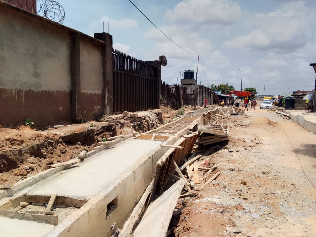 Construction of road and drainage, Ajakaiye street