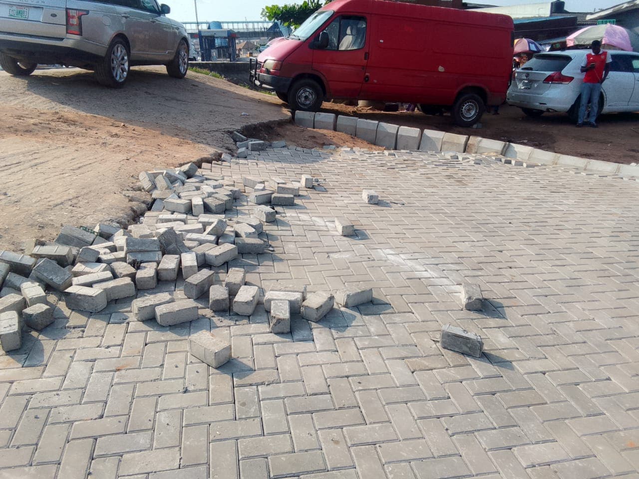 Construction of road and drainage, Ajakaiye street