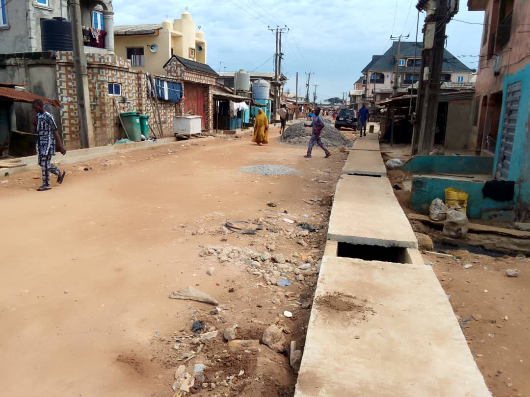 Construction of Road and drainage at Alowonle street