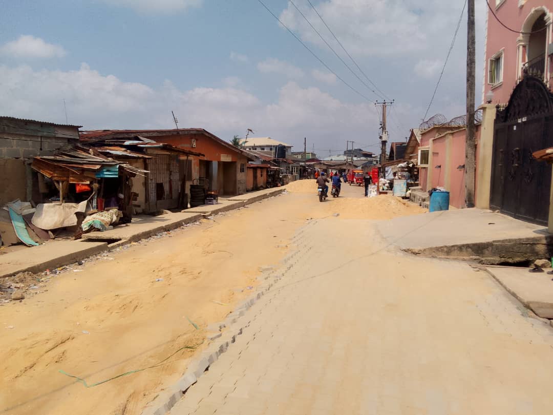 Construction of Road and drainage at Alowonle street