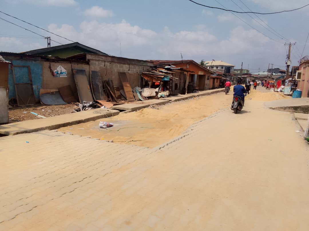 Construction of Road and drainage at Alowonle street
