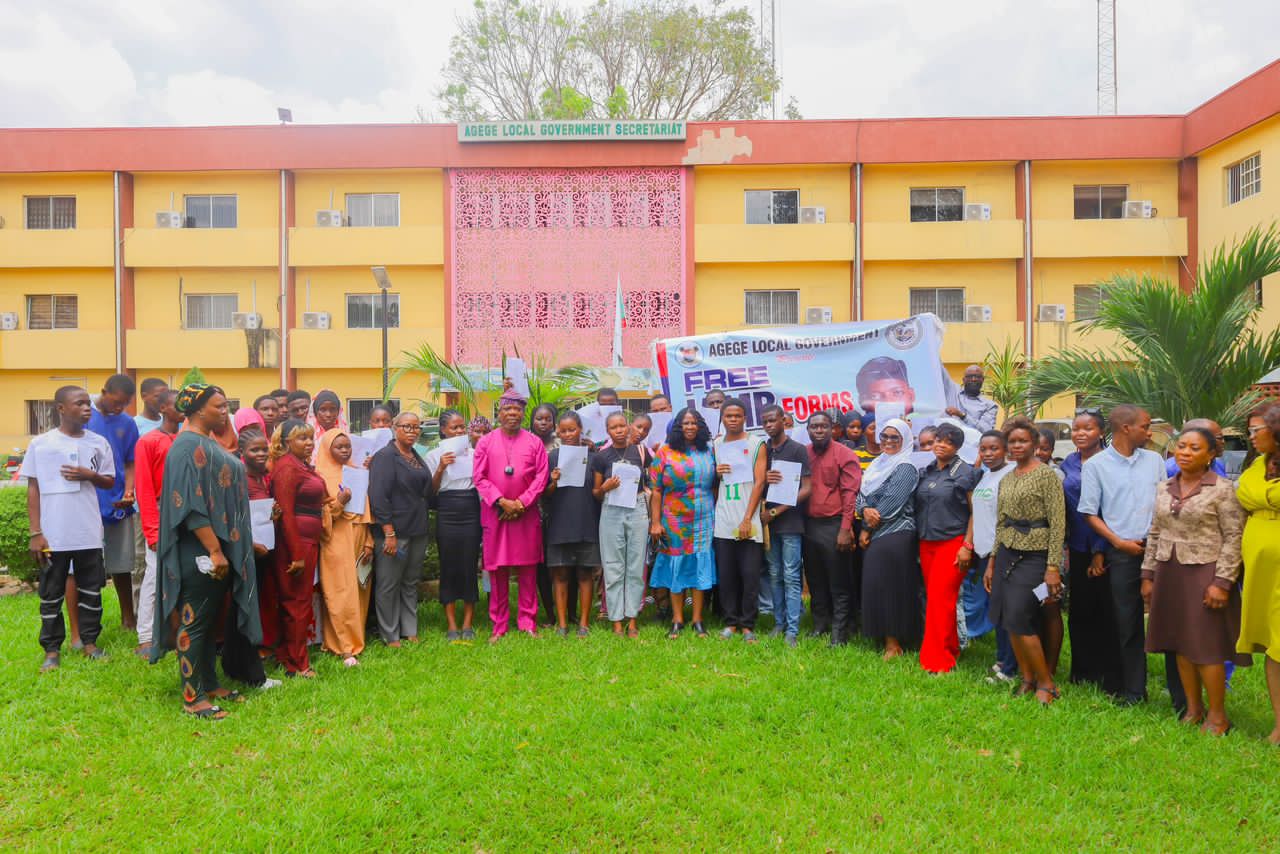 1,500 FREE FORMS FOR AGEGE STUDENTS