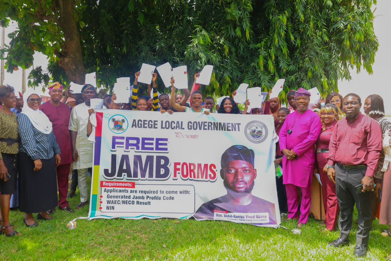 1,500 FREE FORMS FOR AGEGE STUDENTS