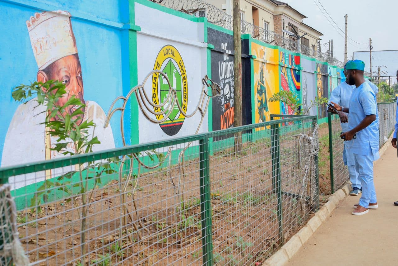 Inspection of Oba Ogunji Road
