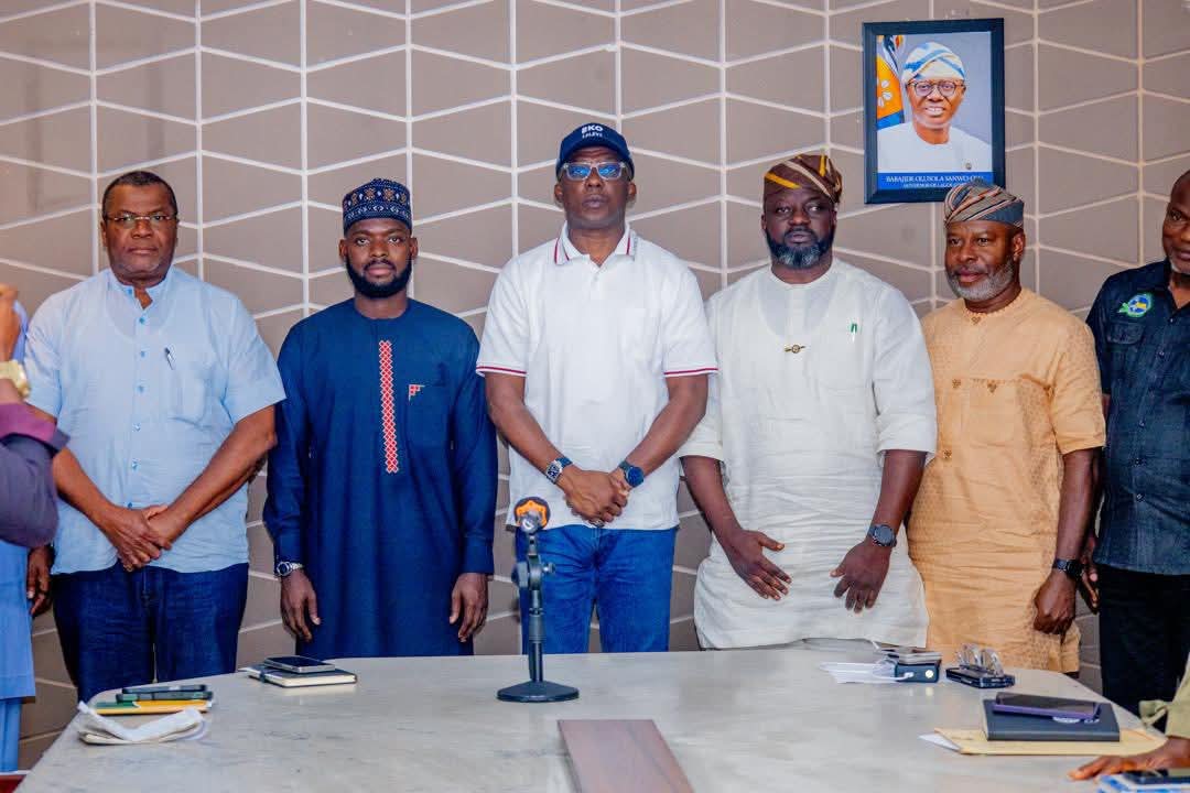 Agege LG Strengthens Partnership for a Cleaner Environment