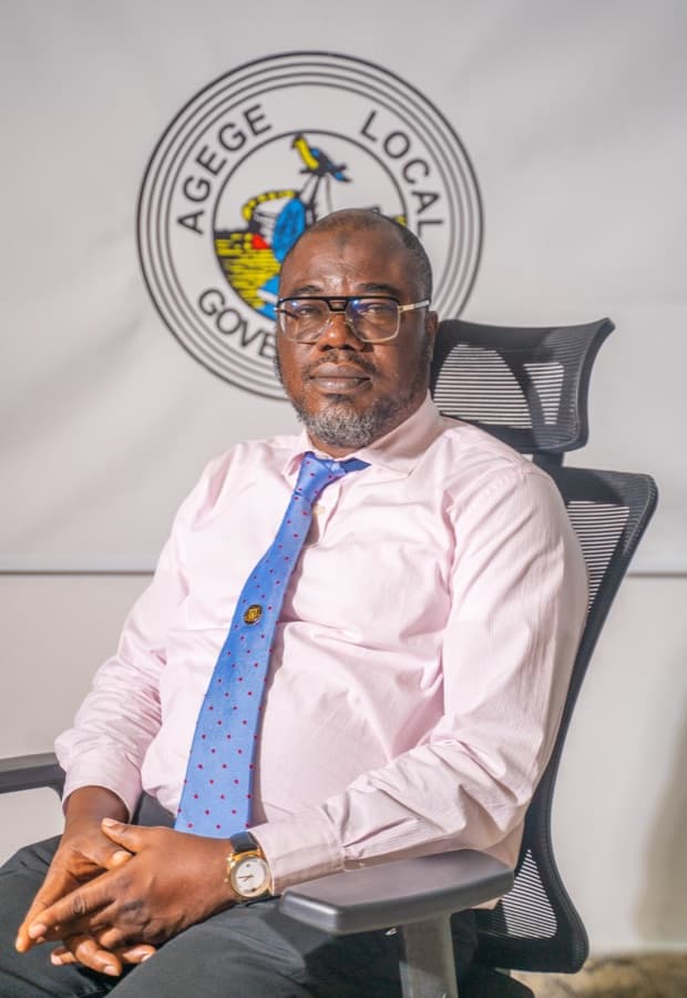 Adebola Onitiri